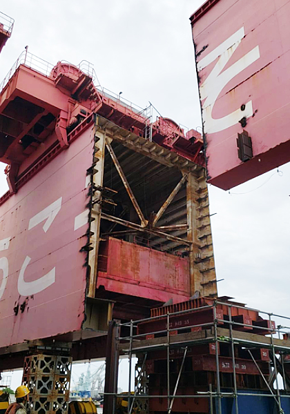 ゴライアスクレーン